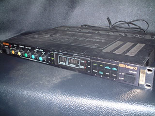 Roland_SDE-2500